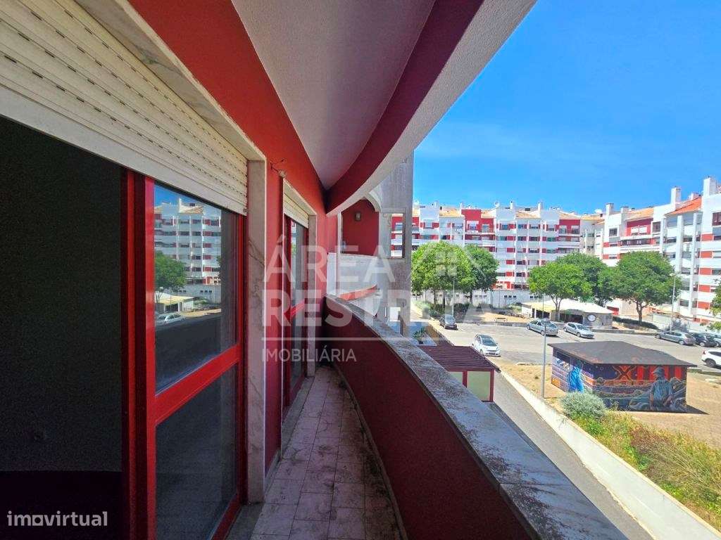 Apartamento T2 c/Parqueamento, na Cavaleira - Algueirão-15