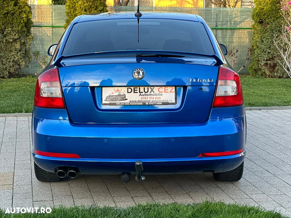 Skoda Octavia 2.0 TDI CR DPF RS - 21