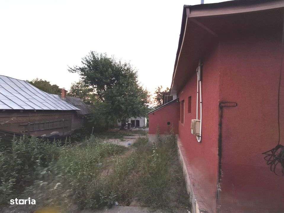 Teren 1.000 mp cu casa demolabila-Cea mai ieftina proprietate din Carc - Imagine principală: 2/3