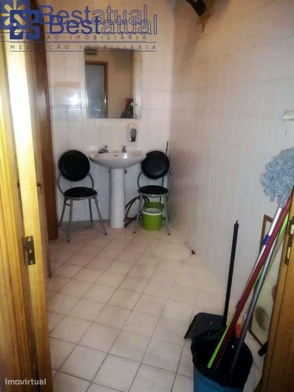 Café-Snack-Bar-300 m2-C/Possib. de Permuta-Marquês Sá da Bandeira-7