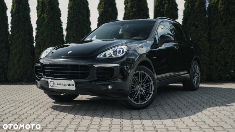 Porsche Cayenne - 1