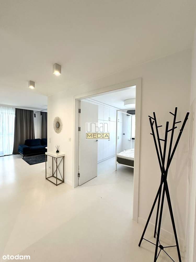 Apartament z tarasem przy Metro Płocka-3