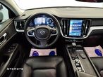 Volvo S60 T5 Momentum Pro - 24