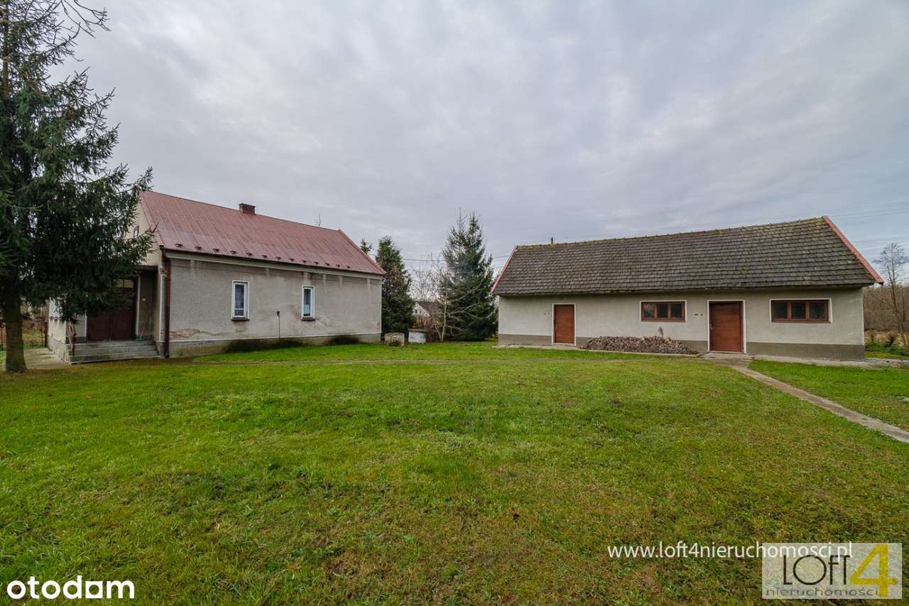 Dom pośród zieleni w Gorzycach