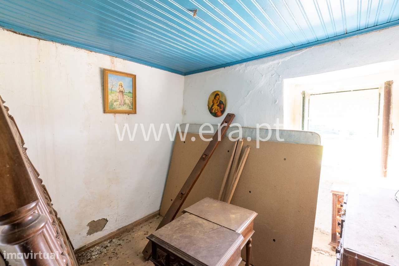 Moradia T3 em pedra - Podornelo-11