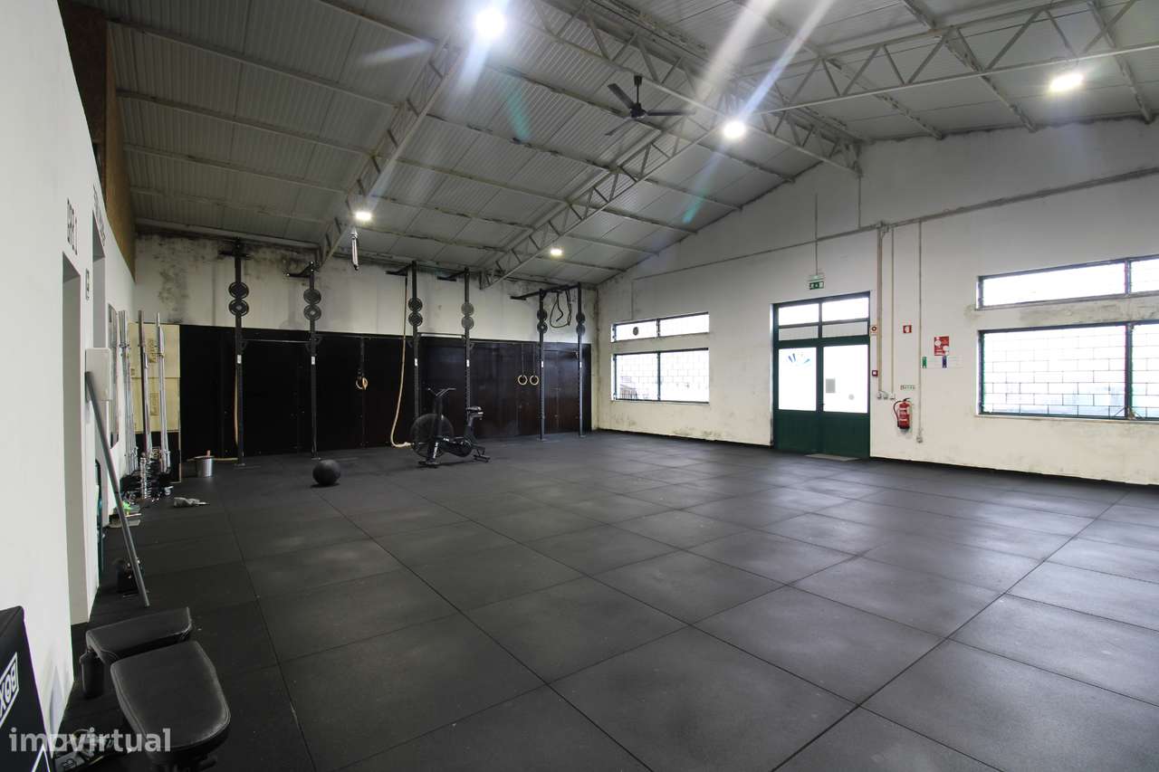 Espaço comercial em Avelãs de Caminho para venda-16
