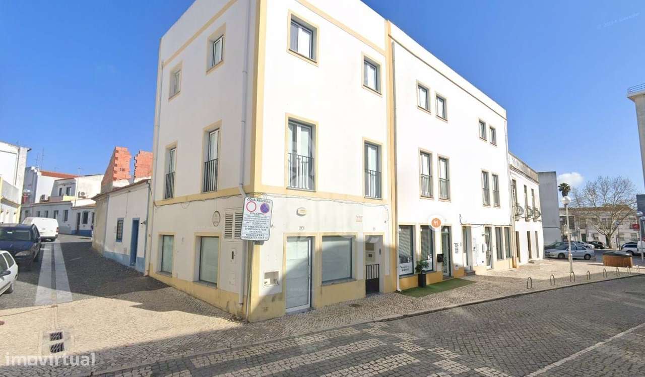 LOJA para investimento, com rendimento em Beja-5