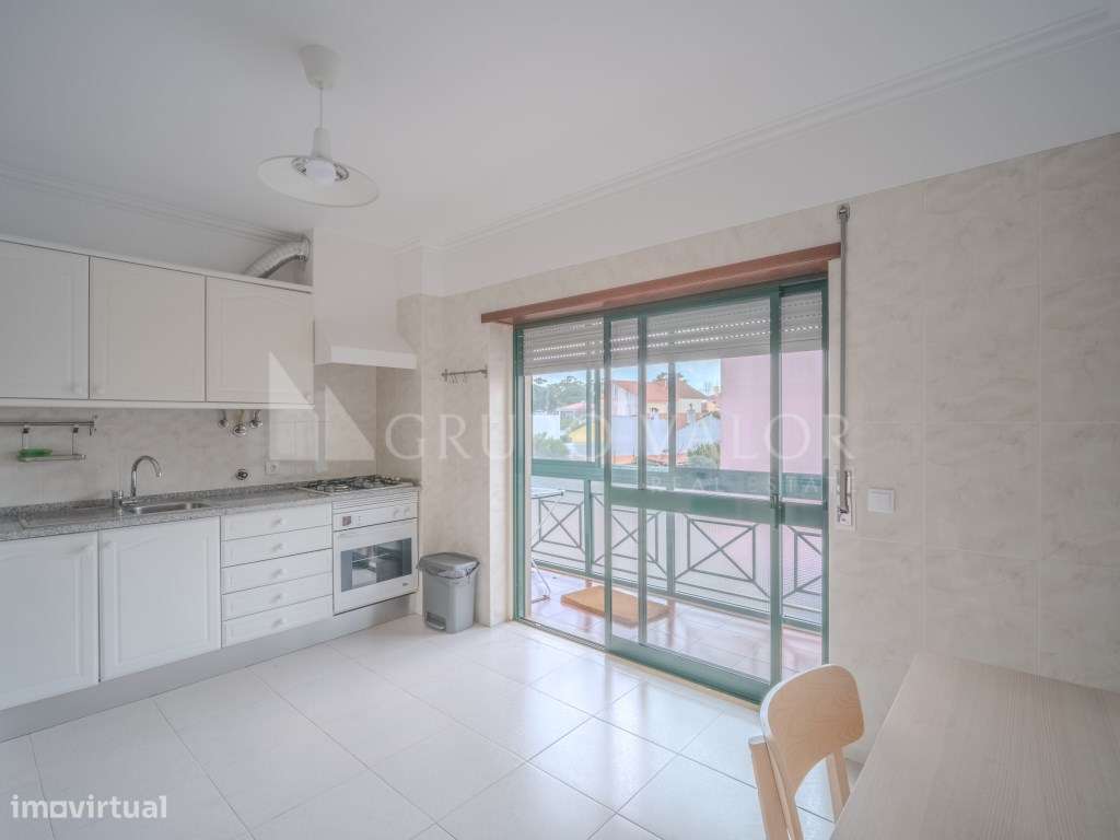 T2 com Box no Centro de Alcabideche | Cascais - Grande imagem: 2/3