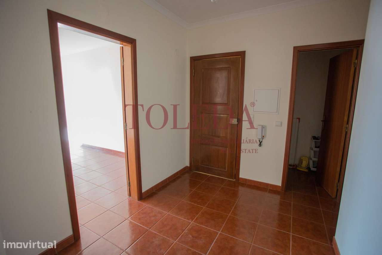 T3 com Lareira, Varanda, Boas áreas-23