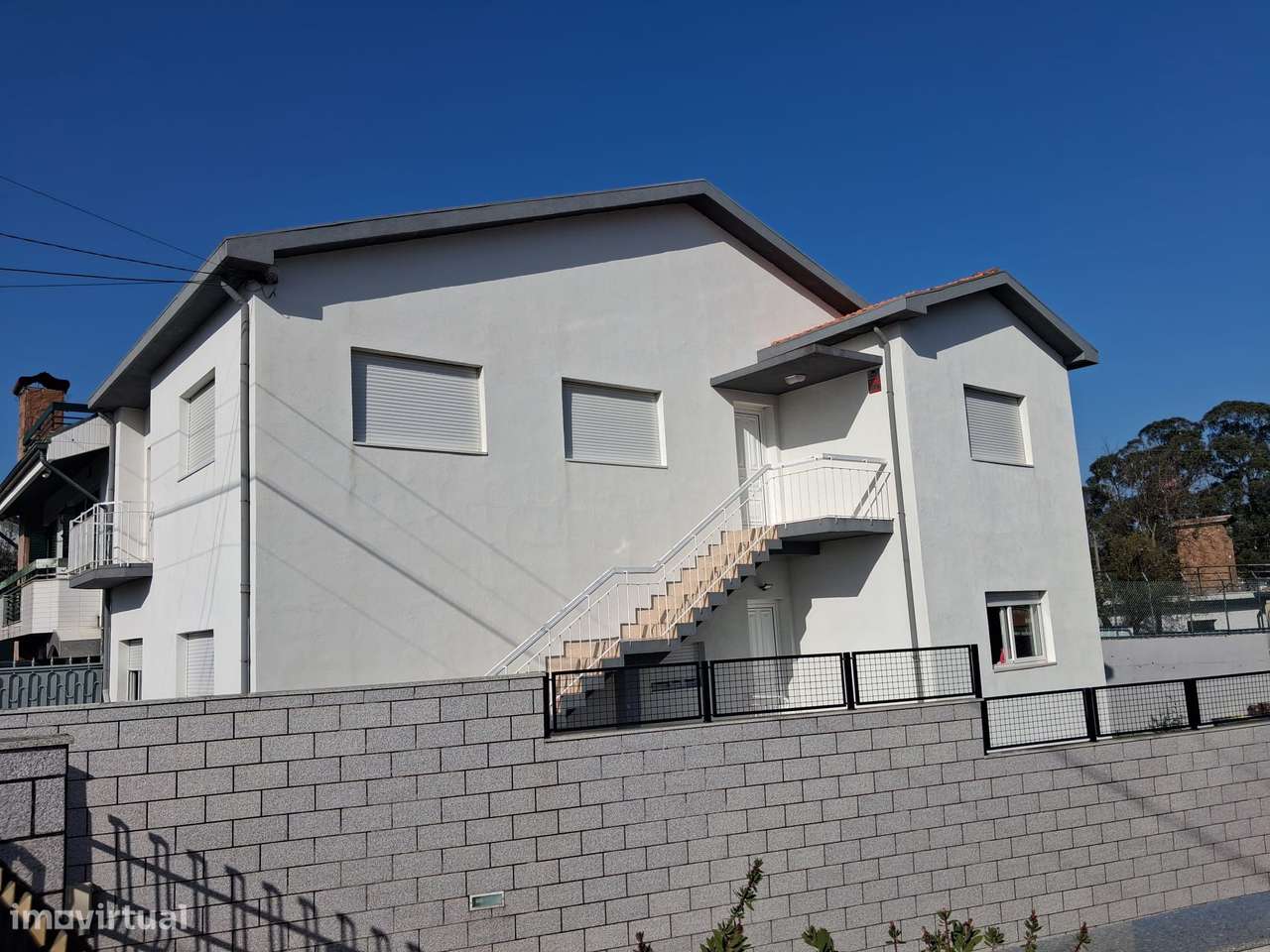 Andar Moradia T3 Renovado, 2 Garagem Individuais em Gondomar - Grande imagem: 5/28