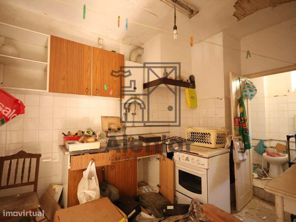 Prédio para remodelação - Alenquer-24
