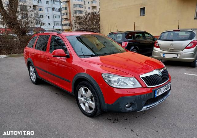 Skoda Octavia Combi 2.0 TDI DPF 4x4 - 1