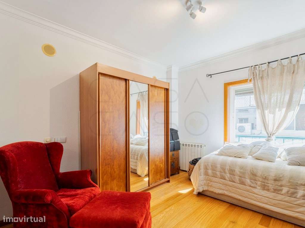 Apartamento com 3 assoalhadas, parqueamento e arrecadação no Bairro...-22