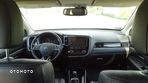Mitsubishi Outlander 2.4 4WD CVT Intense - 11