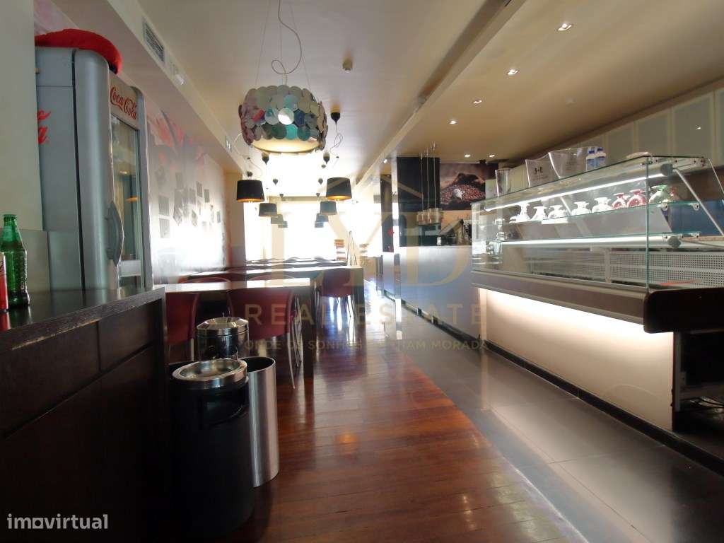 Restaurante pronto a Funcionar para Trespasse-20