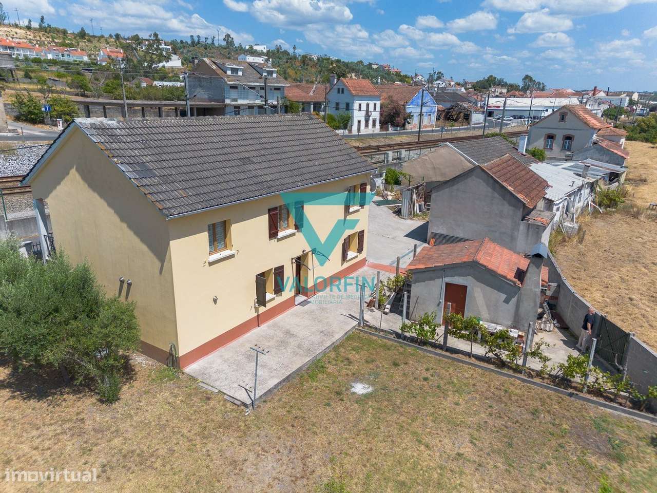 Moradia T5 c/ 1818 m² de Terreno - CAXARIAS / OURÉM-30