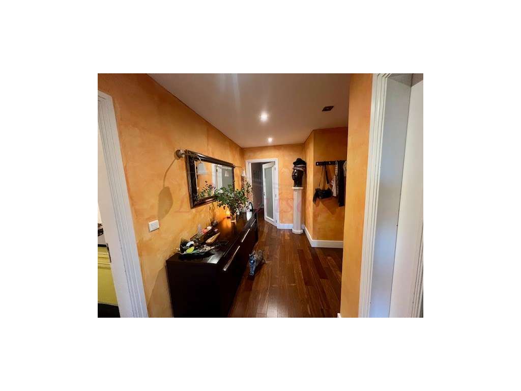 Apartamento T4 no Infantado-15
