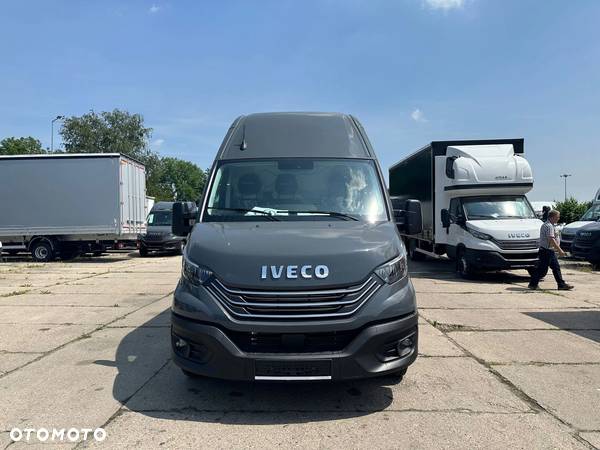 Iveco Daily L4H3 35S18V 18m3 pakiet CONNECT MANUAL - 3