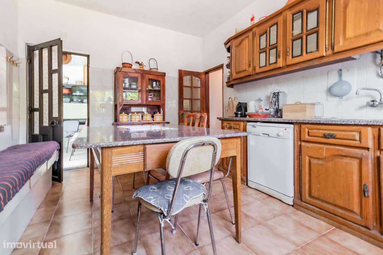 Casa T2 em Fernão Ferro, Seixal - Oportunidade Única!-9