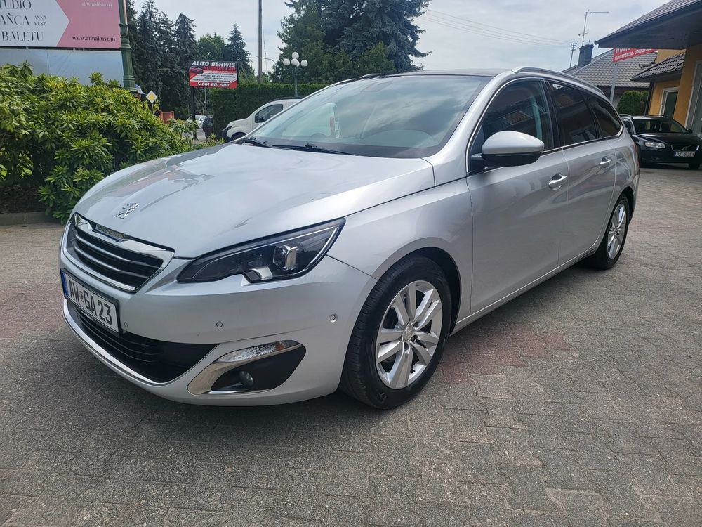 Peugeot 308 T9 (2014-2021) BlueHDi 120 EAT6 Stop & Start Allure 2017