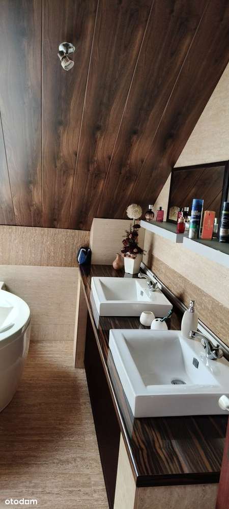 Funkcjonalny dom w Promnicach-15