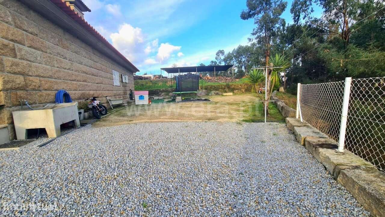 Moradia T3 / Marco de Canaveses, Vila Boa de Quires e Maureles-10