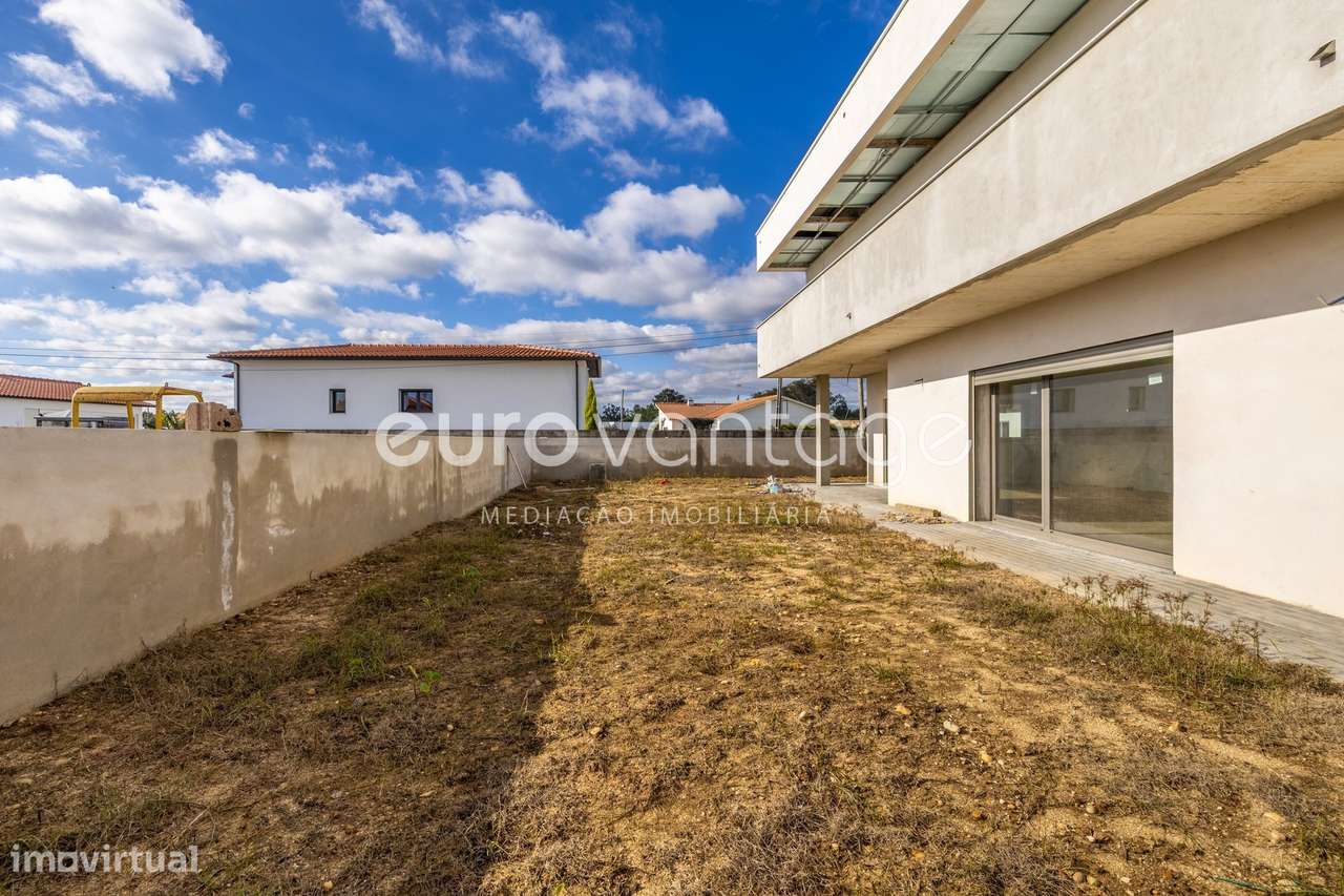 Moradia T4 | Nova | Jardoeira – Batalha-37