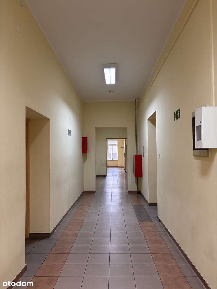 Lokal biurowy o pow. 17,30 m2 do wynajęcia w Stargardzie - Pełny obrazek: 4/6