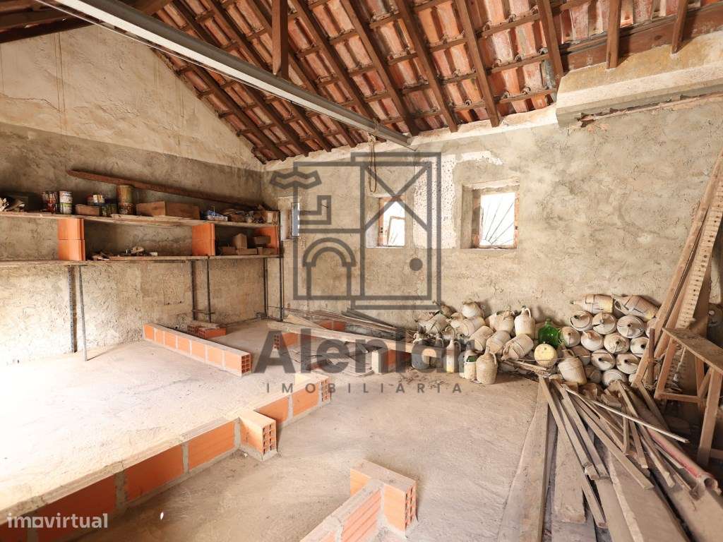 Prédio para remodelação - Alenquer-14