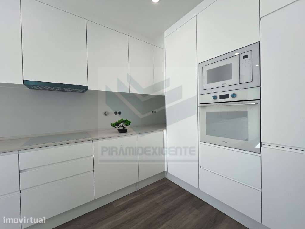 Moradia Isolada, Pronta! Piscina, Lavandaria, 2 min da Moita-6