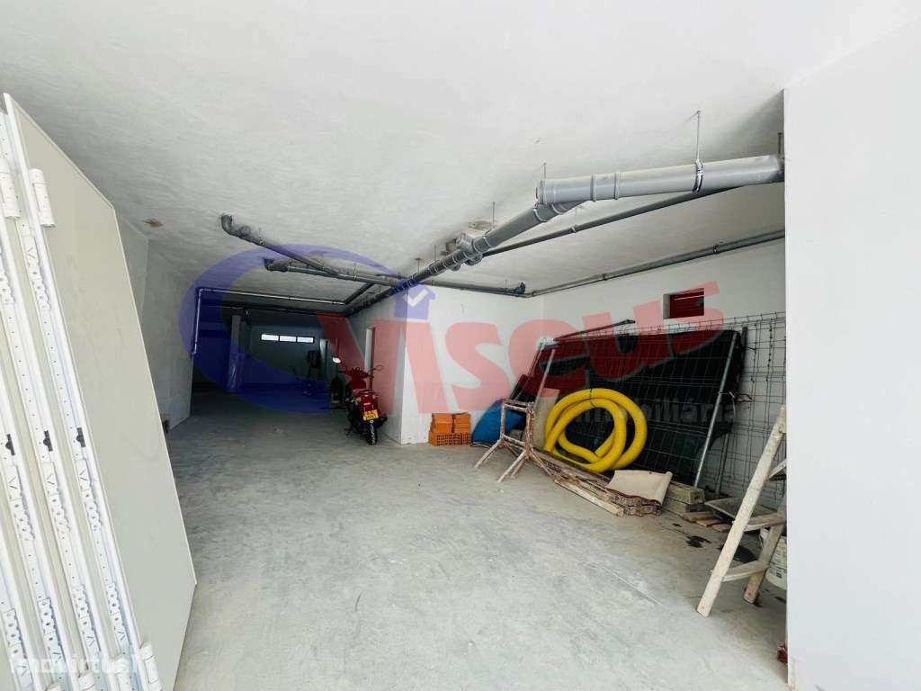 Apartamento T1 Penthouse com terraço.-26