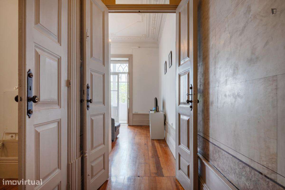 Apartamento com 1 quartos - localizado em Cedofeita Porto - Grande imagem: 2/6