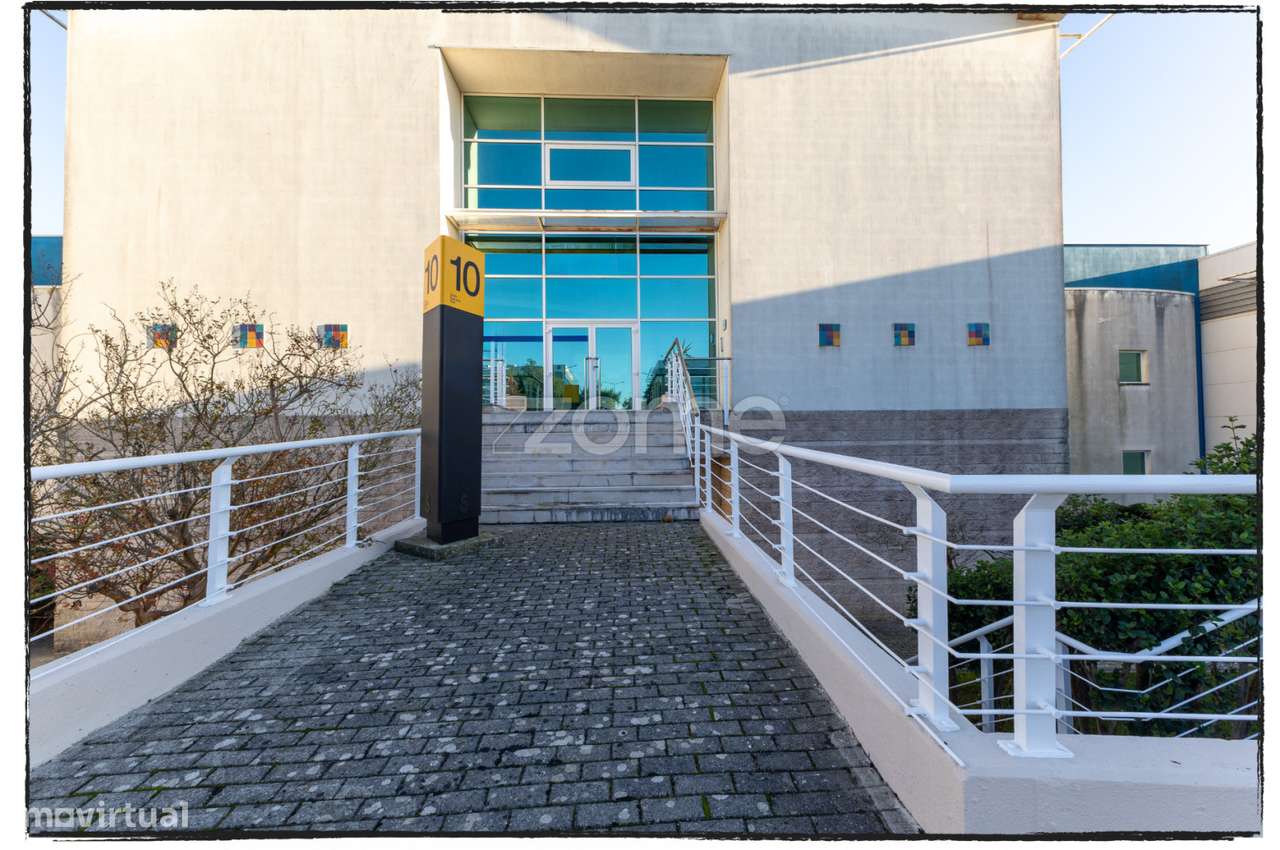 Escritório para Arrendamento – 1.055 m² | Sintra Business Park - Grande imagem: 2/17