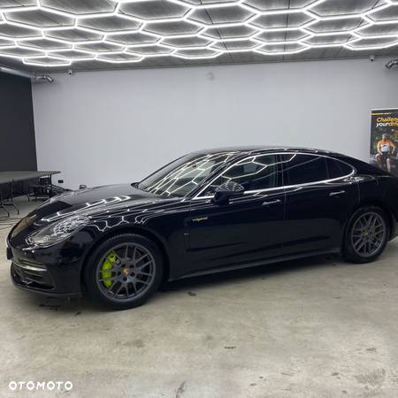 Porsche Panamera - 10