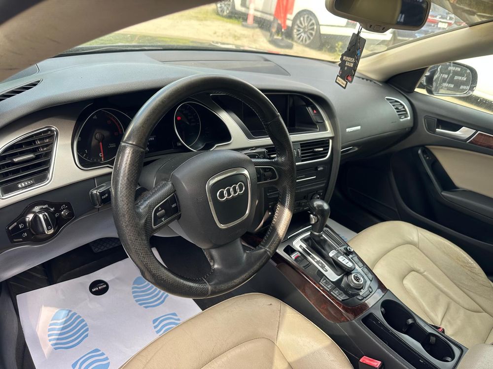 audi a5-limuzina