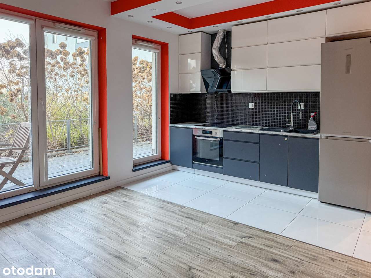 BEZ PROWIZJI! Nowoczesne dwa pokoje przy stacji metra i lesie!-1