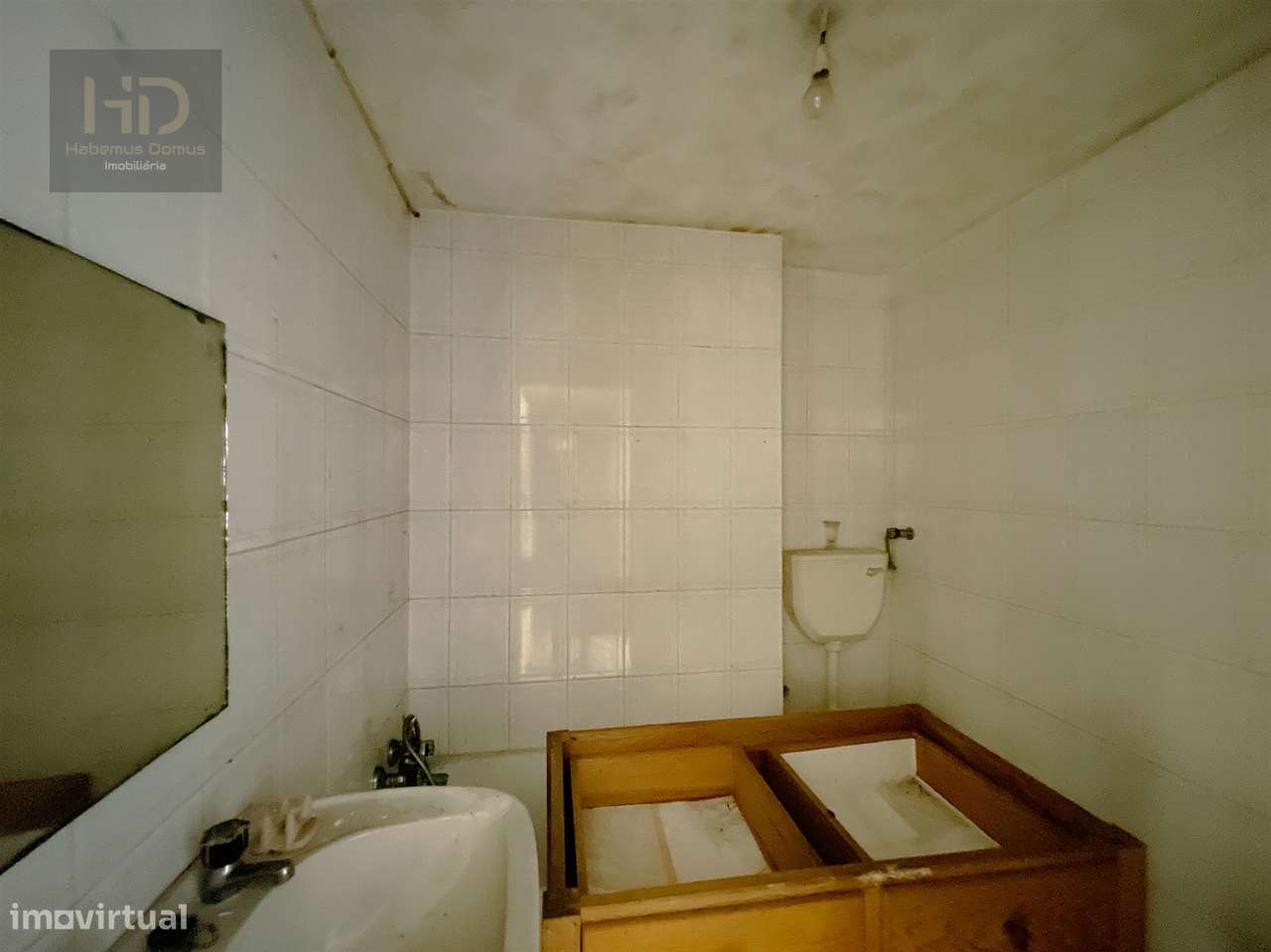 Moradia T6  em Monte dos Burgos-14