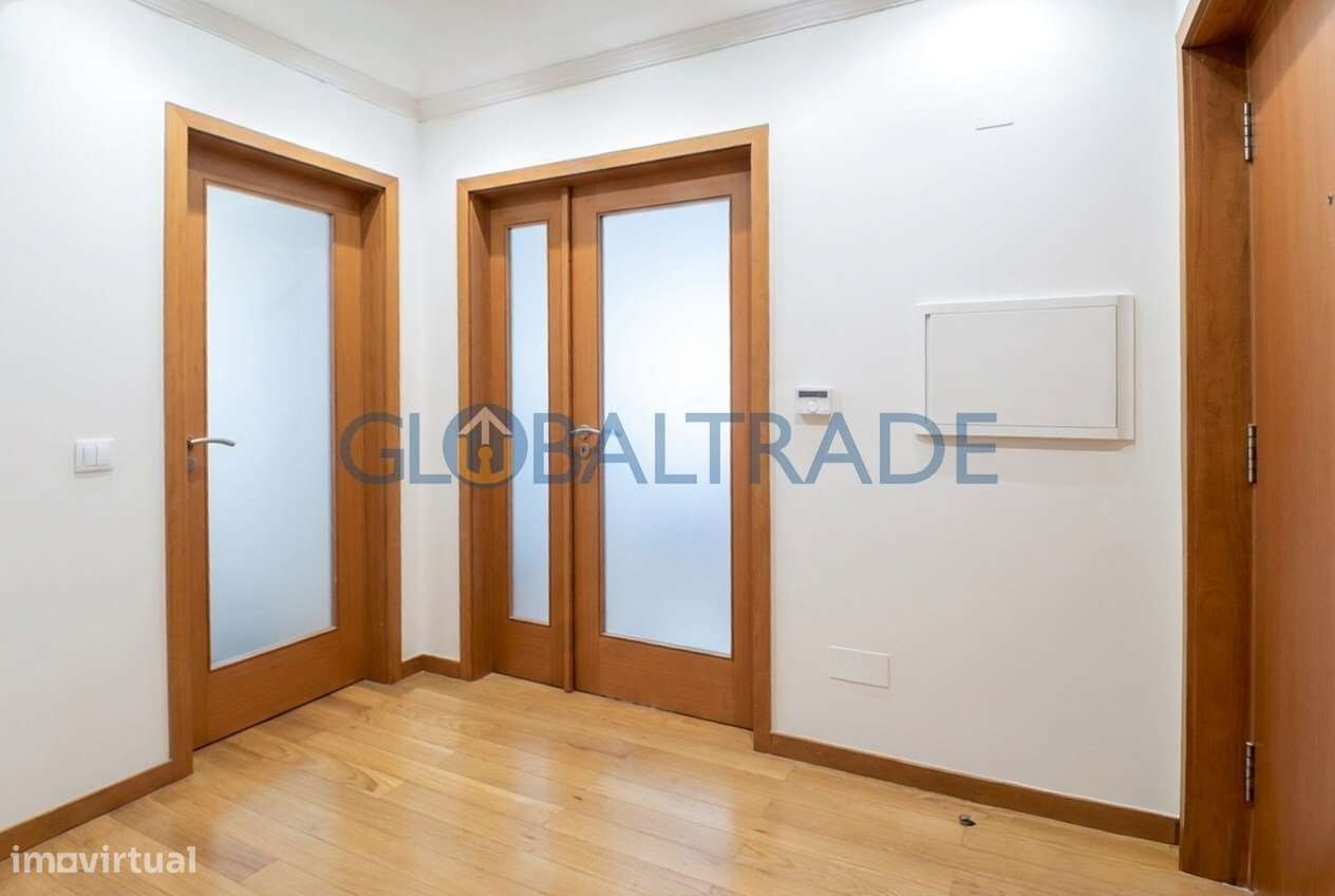 Duplex T2+1 com vista mar em Canidelo-3