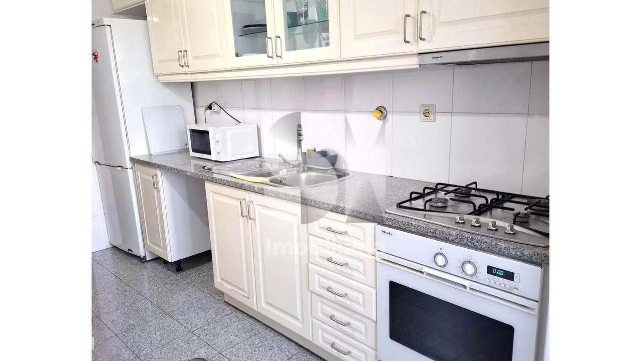 Apartamento T1 no Castêlo da Maia - Grande imagem: 5/12
