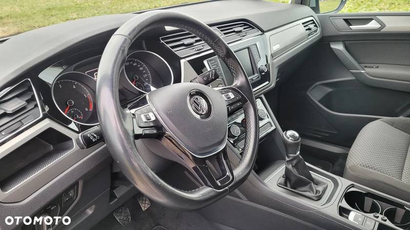 Volkswagen Touran 1.6 TDI BMT SCR Comfortline - 21