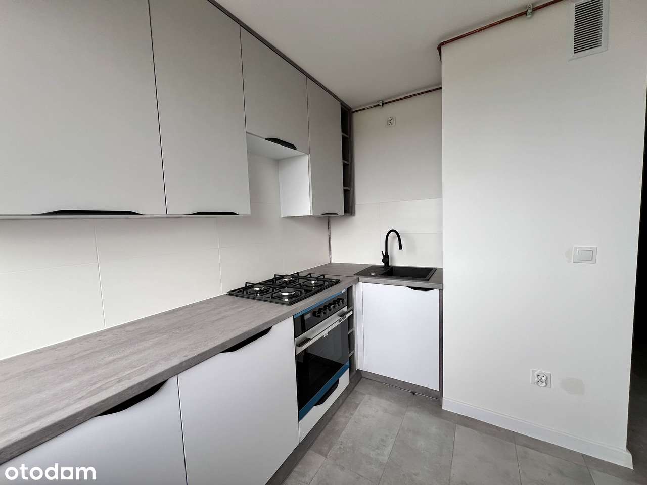 2 pokoje po generalnym remoncie+balkon-2