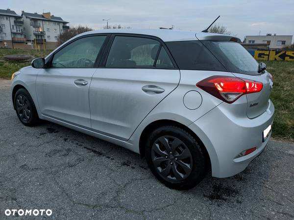 Hyundai i20 1.2 BlueDrive Fresh - 6