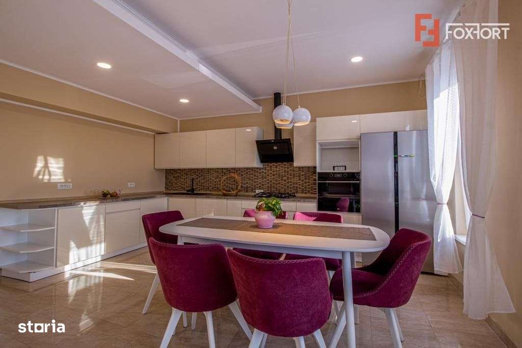 Casa 3 camere cu spatiu comercial in Carani - ID V4331 - Imagine principală: 5/19