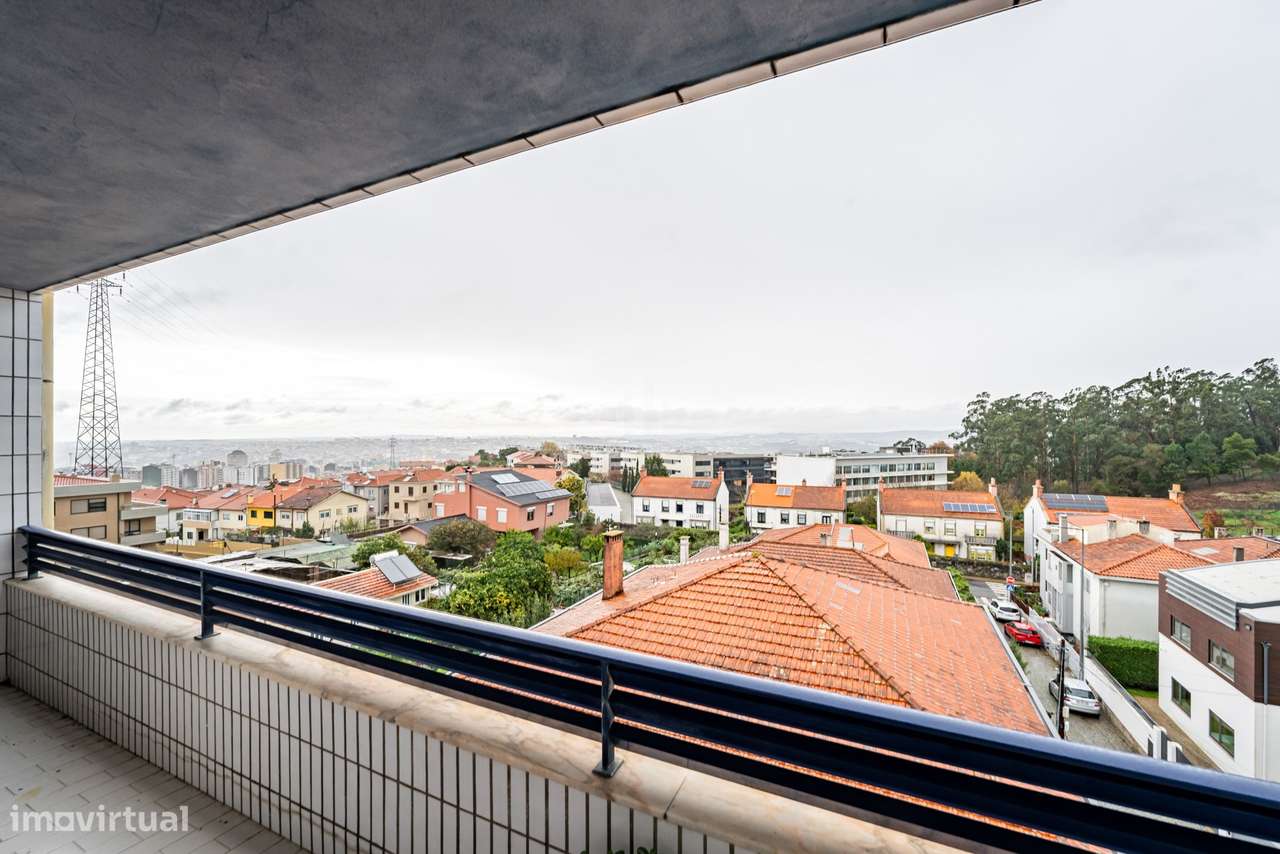 Apartamento T4, em zona Prime de Gaia, na Rua de D.Dinis.-8
