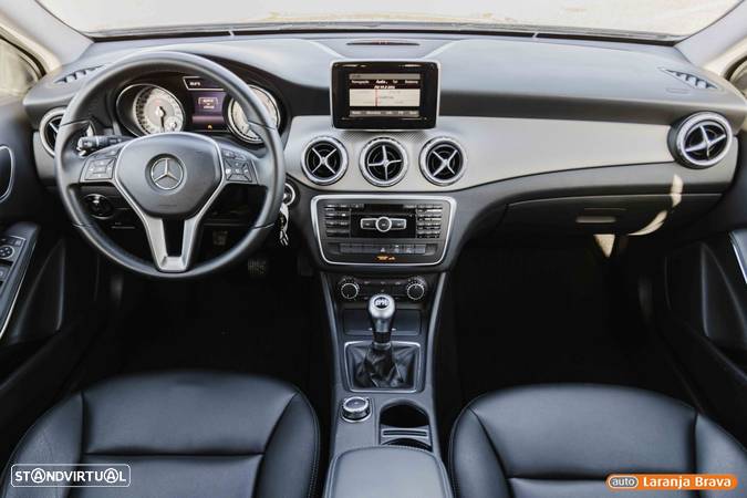 Mercedes-Benz GLA 200 CDi Urban - 23