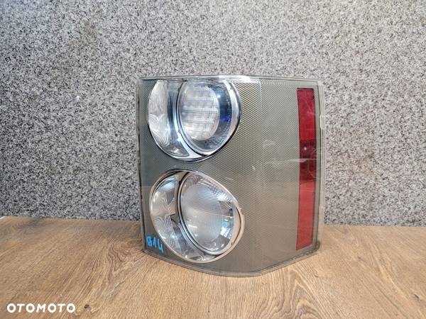 LAND ROVER RANGE ROVER L322 LAMPA PRAWY TYŁ TYLNA XFB500321 - 3