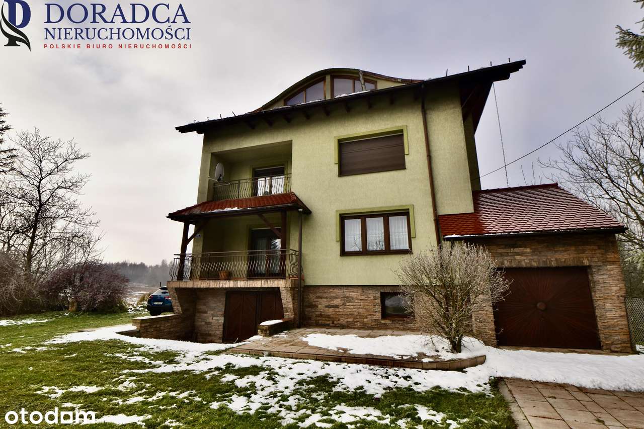 Piekny wyremontowany dom na dużej działce-13