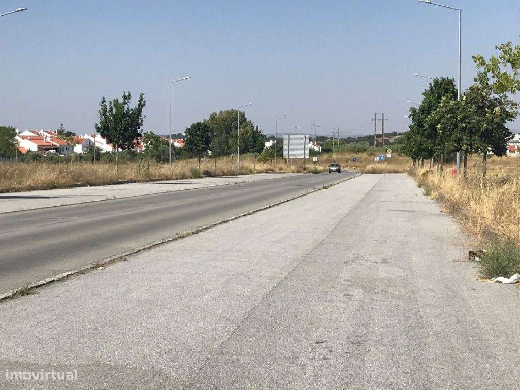 Terreno urbano Évora 10.749m2 projeto aprovado para habitação hotel... - Grande imagem: 5/25