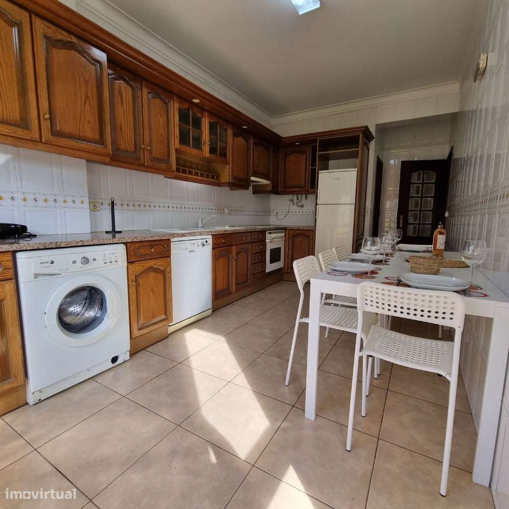 Quarto Estudante/Trabalhadora Feminino - Grande imagem: 4/9