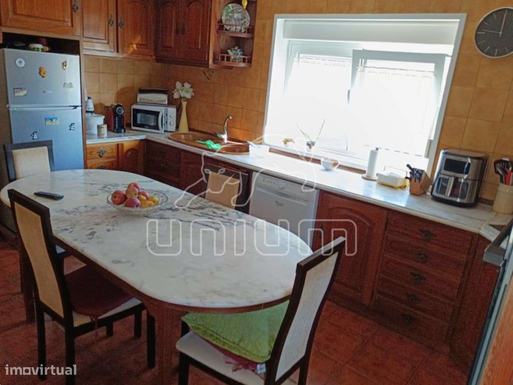 Moradia Isolada em Fragoso-17